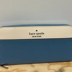Kate Spade large zippered color block wallet, blue and white